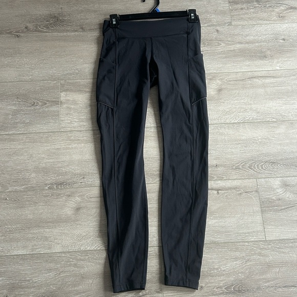 lululemon athletica Pants - Black Lululemon Leggings with Pockets - Size Small